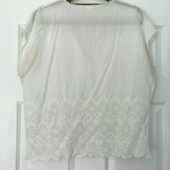 Joie, White, eyelet top.  Size S. - Picture 3 of 4